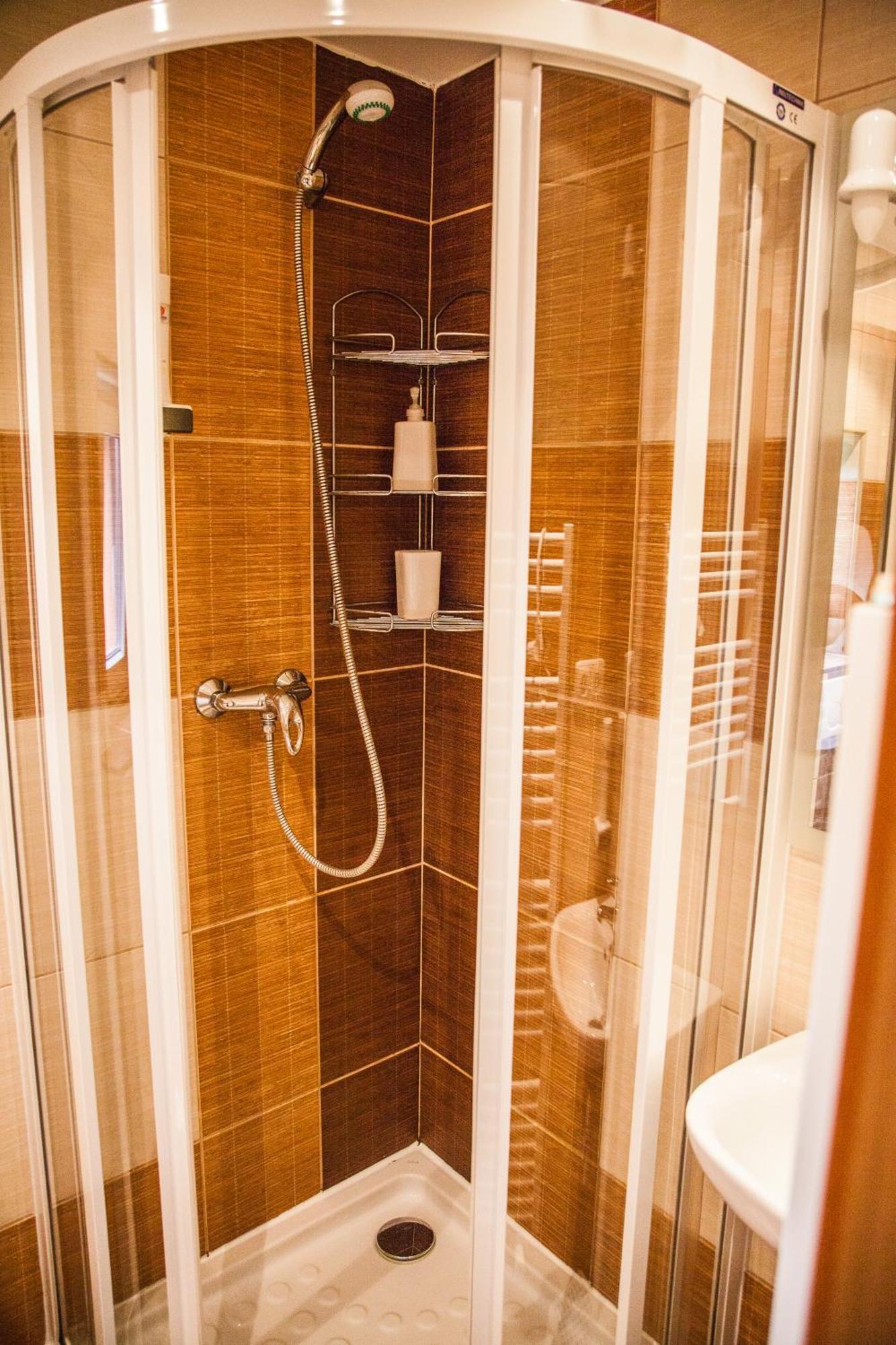 Apartmany U Cerveneho Stromu Rožnov pod Radhoštěm Oda fotoğraf