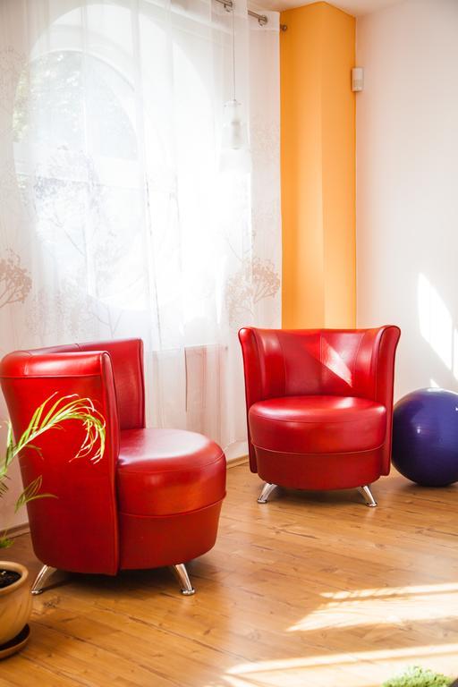 Apartmany U Cerveneho Stromu Rožnov pod Radhoštěm Dış mekan fotoğraf